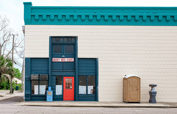 Best Porta potty delivery and setup  in Valdese, NC